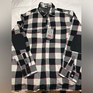Atg by Wrangler.. men’s shirt…XL.. new